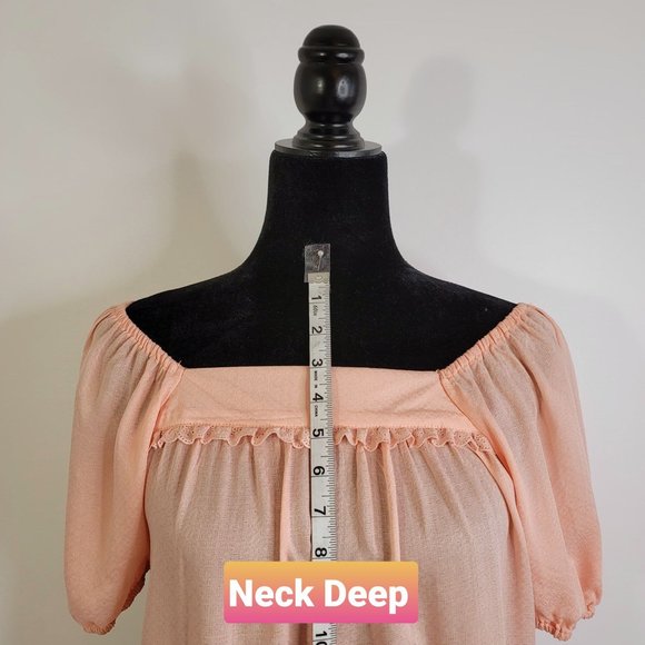 LOVE, FIRE Puff Sleeves - Picture 5 of 9